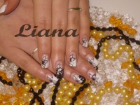 /album/nehtiky/monika-jpg/